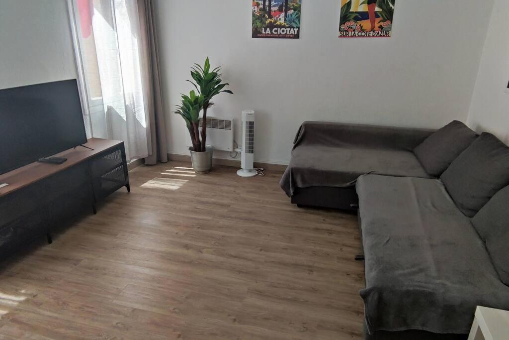 Ferienwohnung Appart De Charme Plein Centre La Ciotat Exterior foto